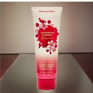 Bath & Body Works Body Cream- Japanese Cherry Blossom (8 oz)